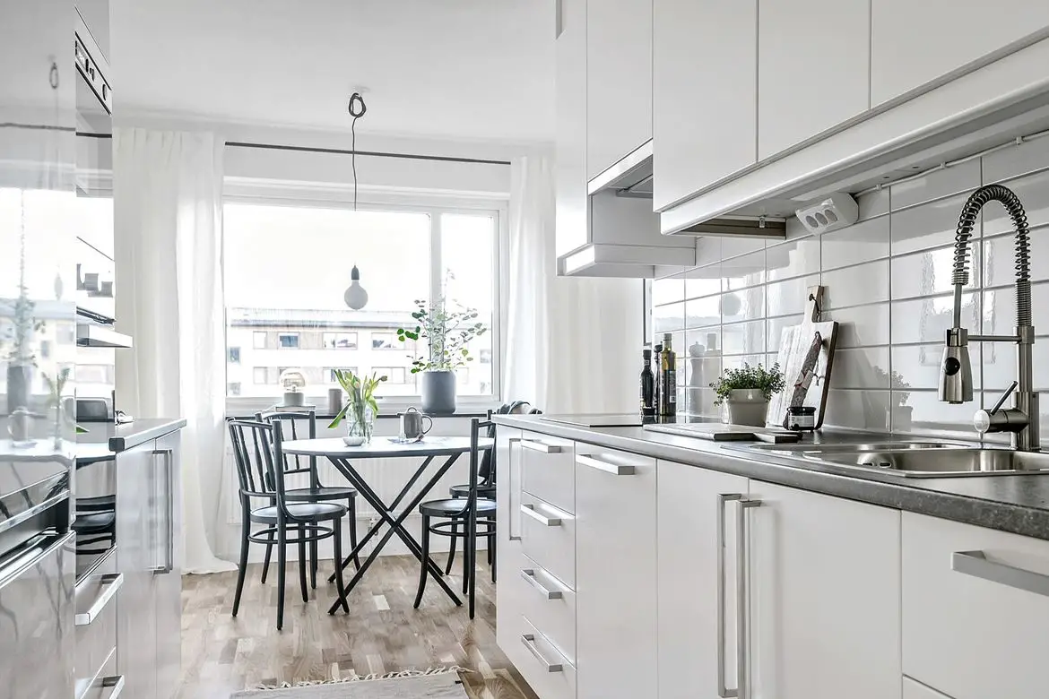 50 年代复古风家居，黑白演绎亲子空间-5