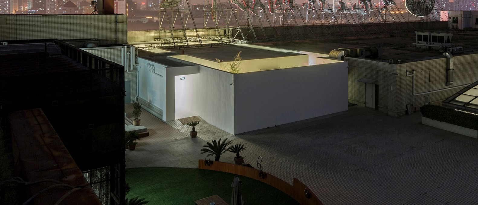 “闹中取静”——购物大厦上建立起竹林环绕的私人会所-30