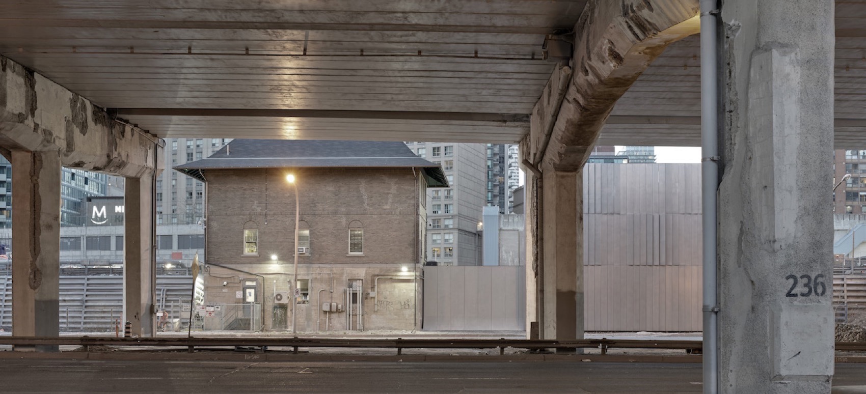 Scott 街联锁信号塔发电机房丨加拿大多伦多丨RDH Architects Inc.-30