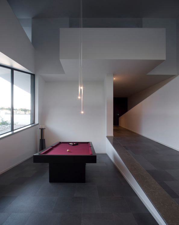 2008 年葡萄牙莱里亚私人住宅设计-9