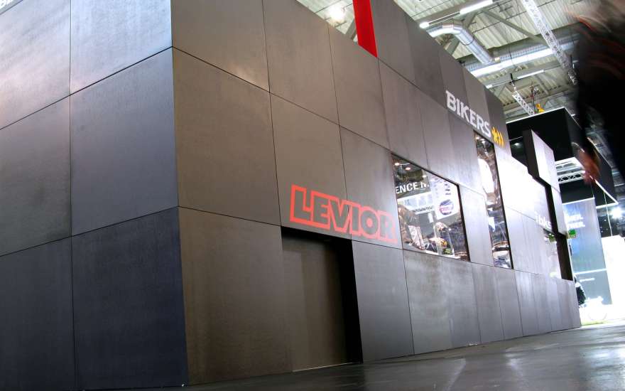 JIP MOTOR展位设计丨德国科隆丨COMPEIXALAIGUA(巴塞罗那工业设计与企业空间设计方)-19