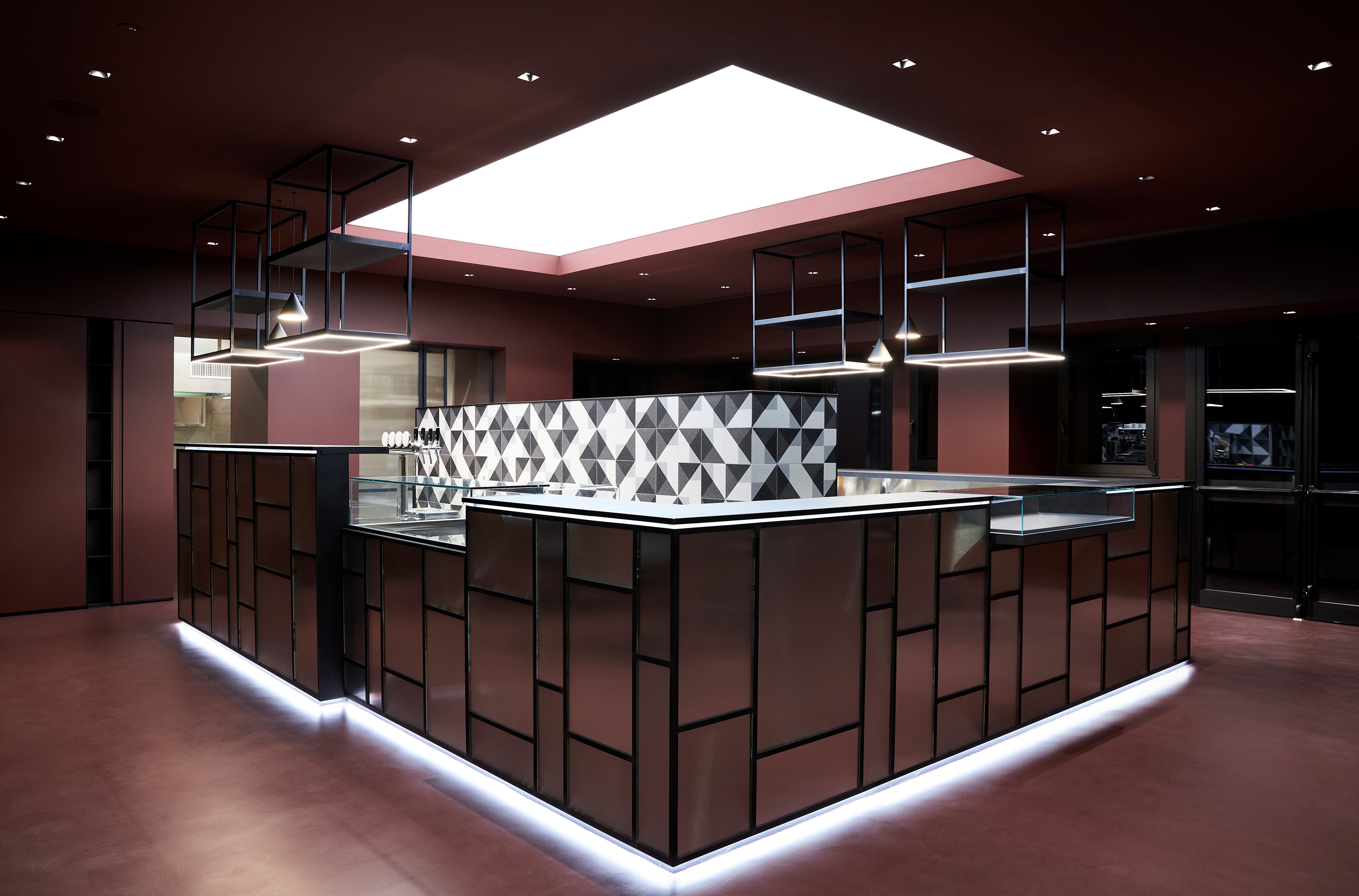 复古风韵的现代酒吧设计丨Studio Svetti Architecture-26