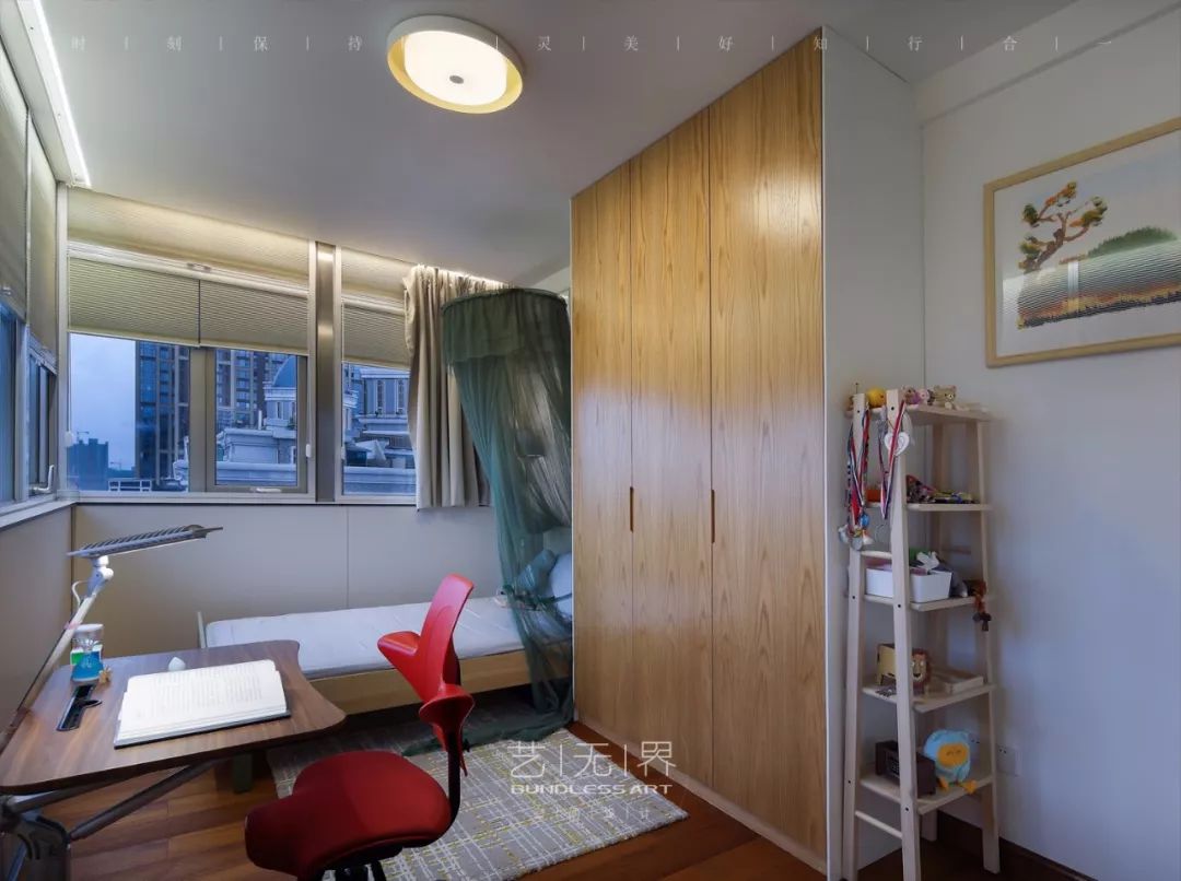 香蜜湖错层之家 | 现代生活与传统关公的和谐融合-38