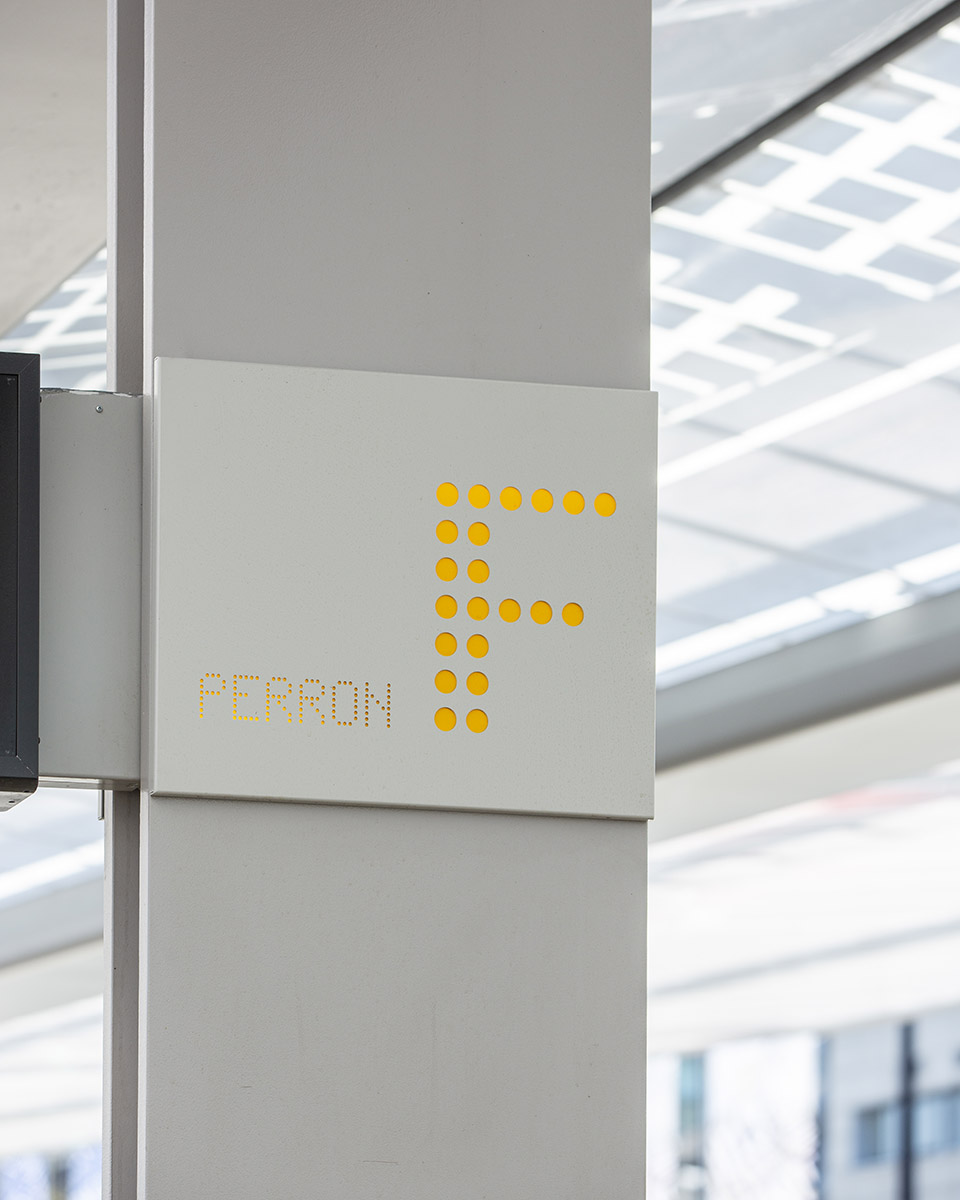 Tilburg汽车站，代尔夫特 / cepezed-32