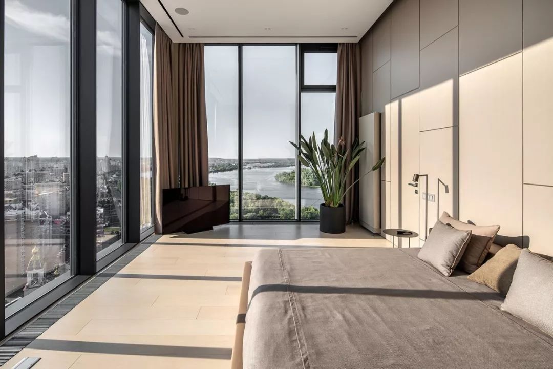 MONO architects 打造顶层公寓,诠释自由空间与光线之美-43