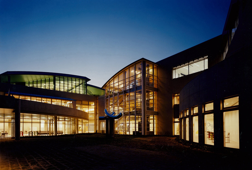 冈山南部健康创造中心丨日本丨坂倉建築研究所-12