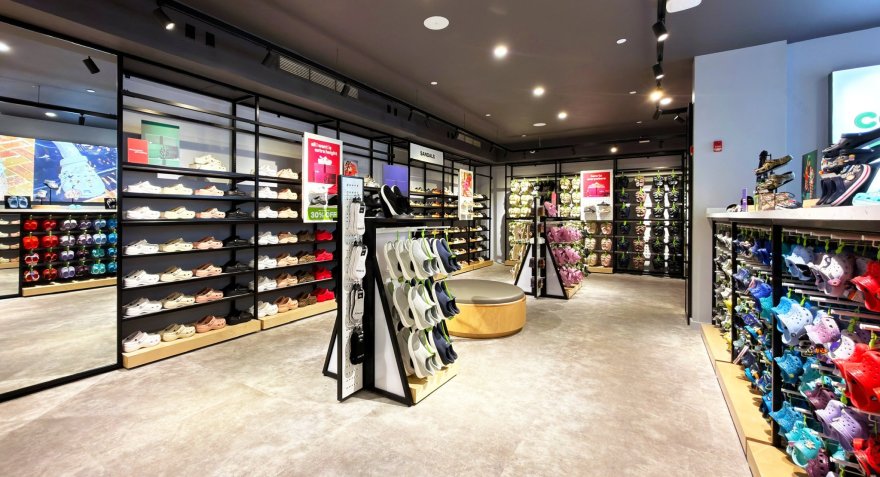 纽约34街Crocs门店翻新丨美国纽约丨Briggs Hillier-11