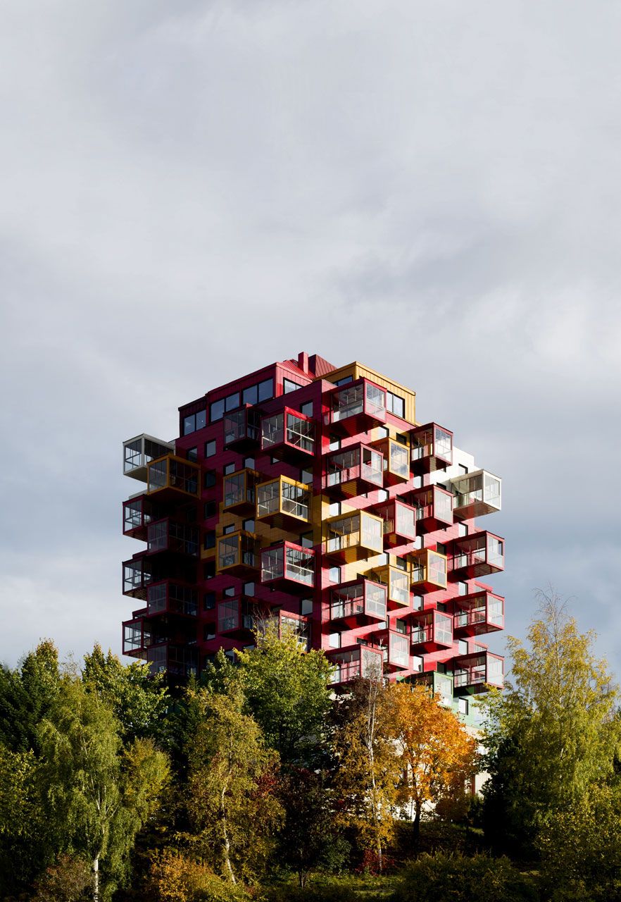 惊艳改造 | 瑞典老法院变身高颜值公寓楼-20