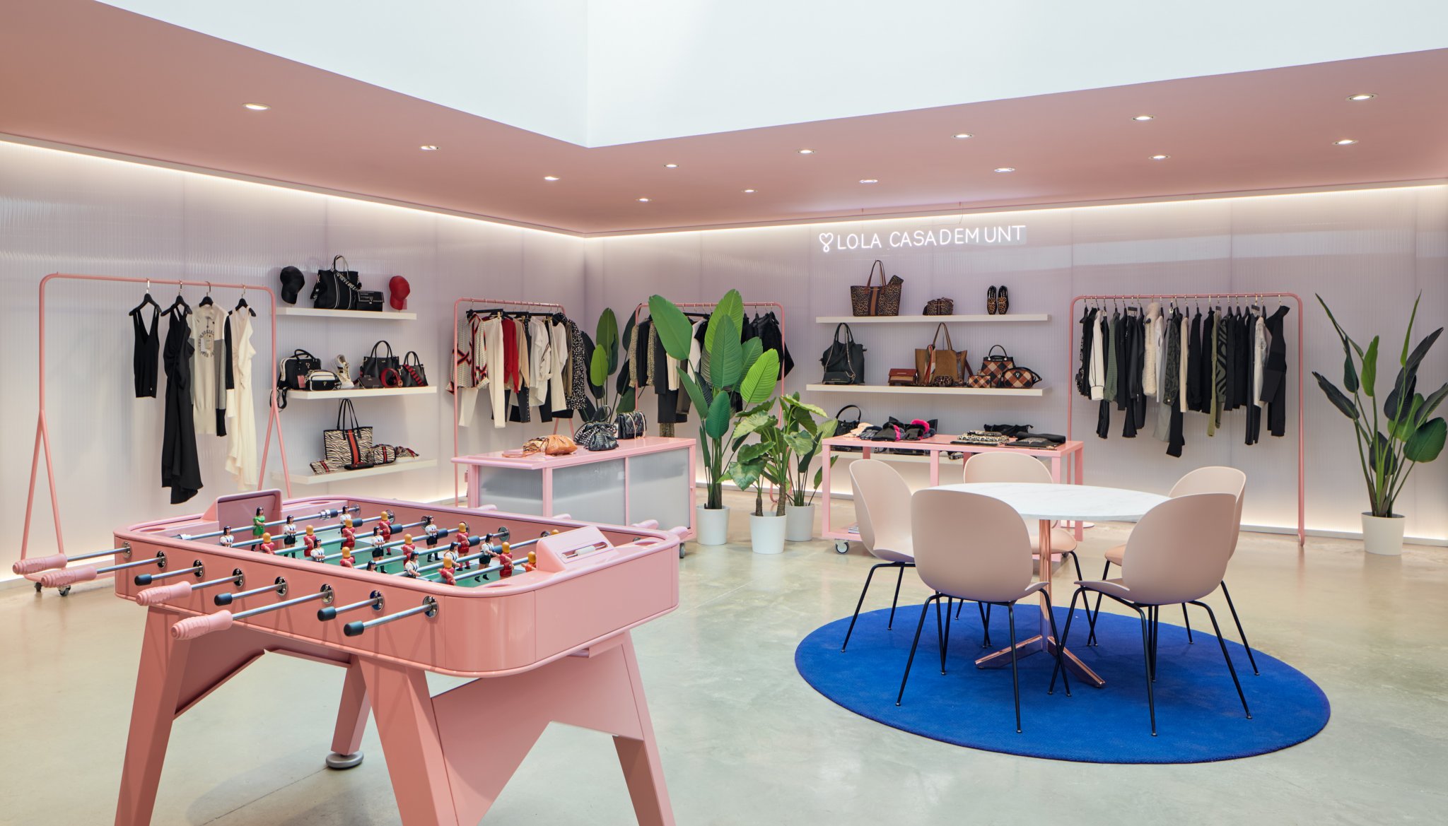 洛拉·卡萨德蒙特新展厅-14