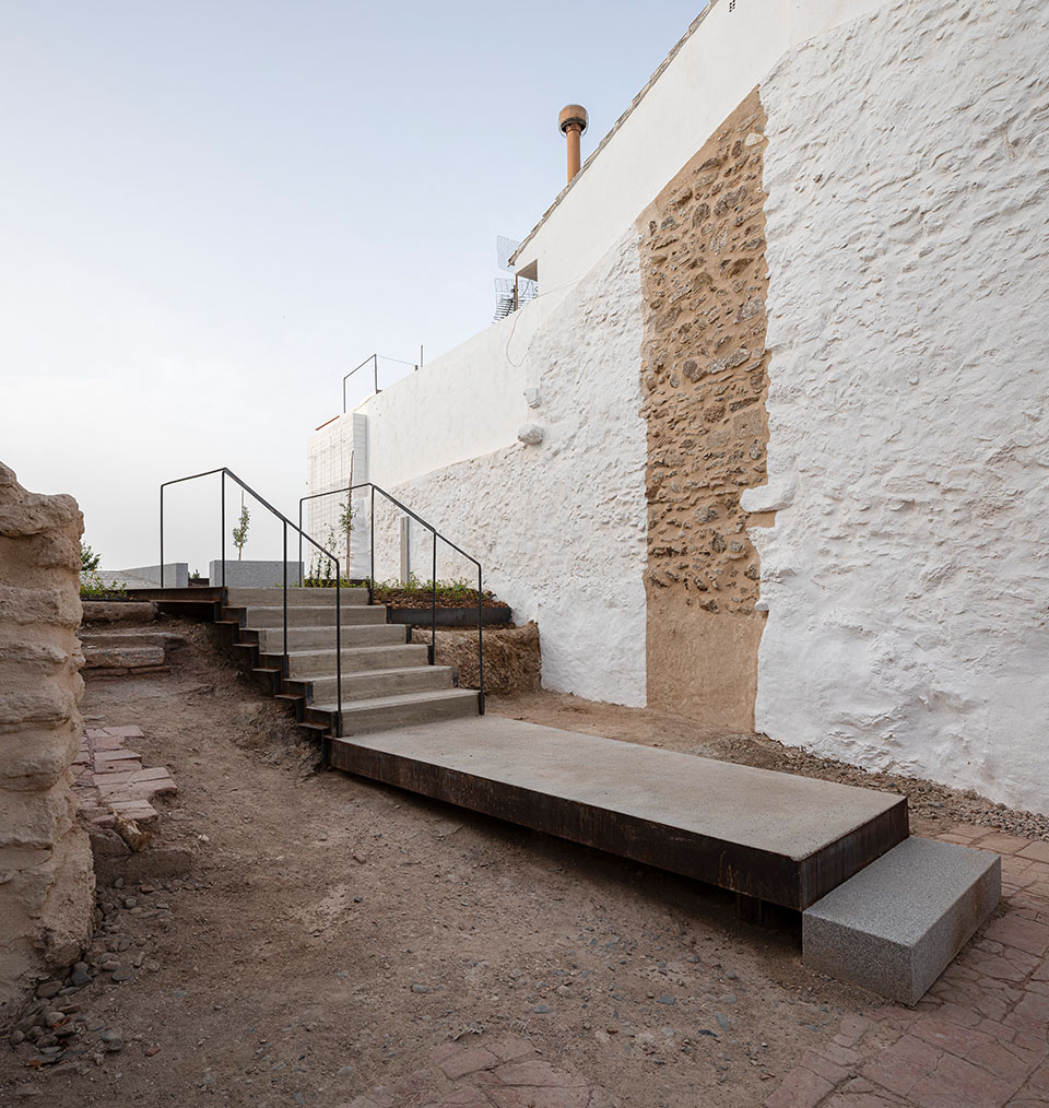 Cerro de las Torres 山阿拉伯塔和城墙的干预项目丨西班牙马拉加丨WaterScales arquitectos-36