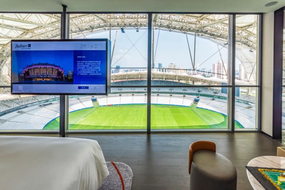“躺着看演唱会”成为现实｜一建集团用有机更新助力上海体育地标城市功能升级-35