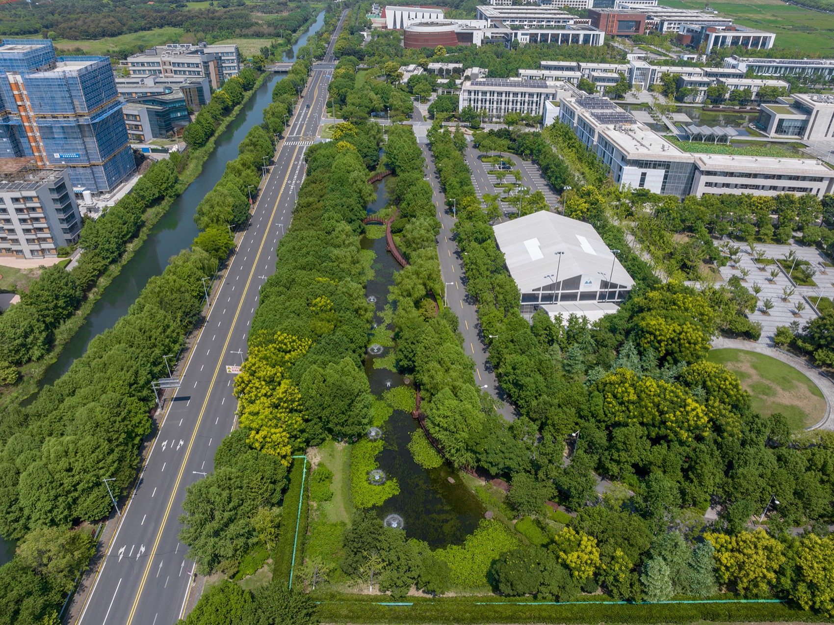 链接时间与空间的流动边界:昆山杜克大学14年生态景观设计丨中国江苏丨Futurepolis未来都市-35