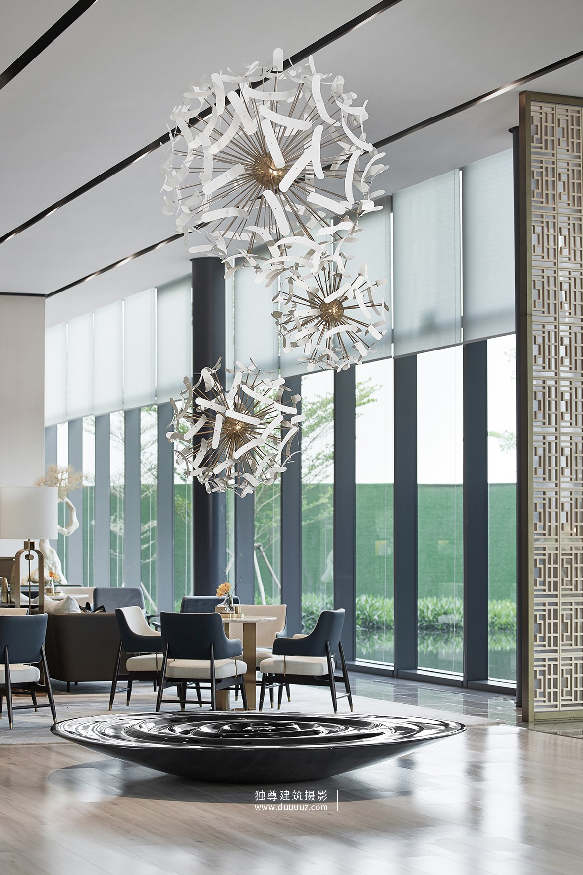 独尊建筑摄影：东莞招商雍景湾销售中心-11