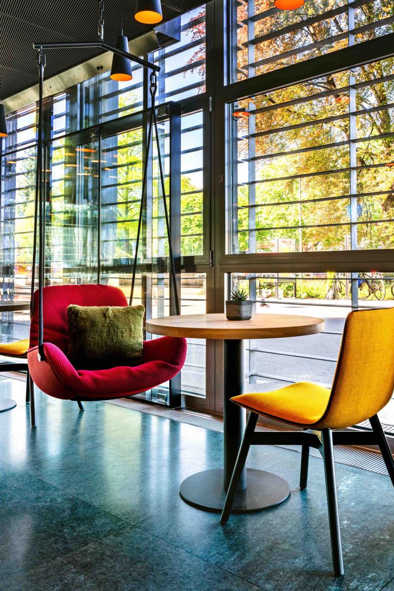 Atelier West Architekten丨Le Piaf Deli Cafèbar im KKL Luzern丨瑞士-12