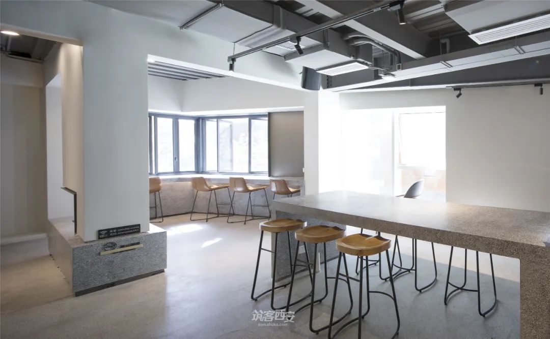 原岩咖啡 | 藏巧于拙,回归本真的商业空间设计-29