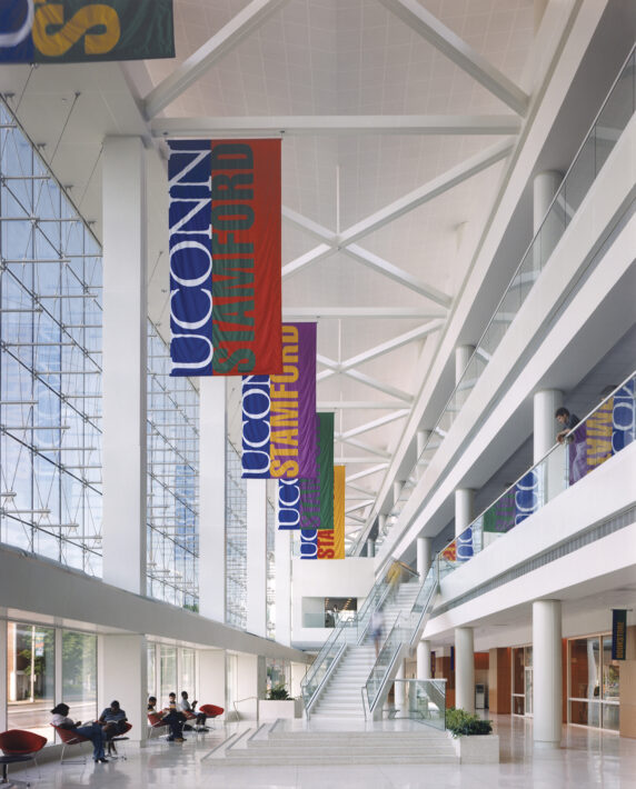 University of Connecticut: Stamford Branch Campus - Perkins Eastman-2