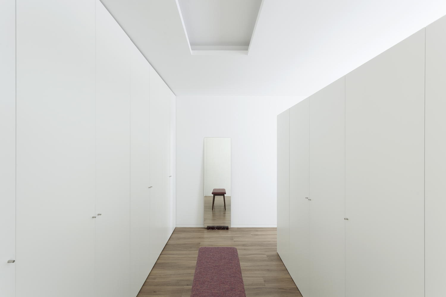 波尔图市中心翻新别墅 | 现代生活与自然光线的融合-45