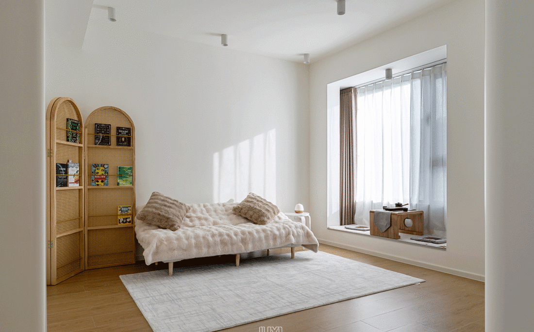 67㎡小家靠旋转电视墙，变出N种生活场景-1