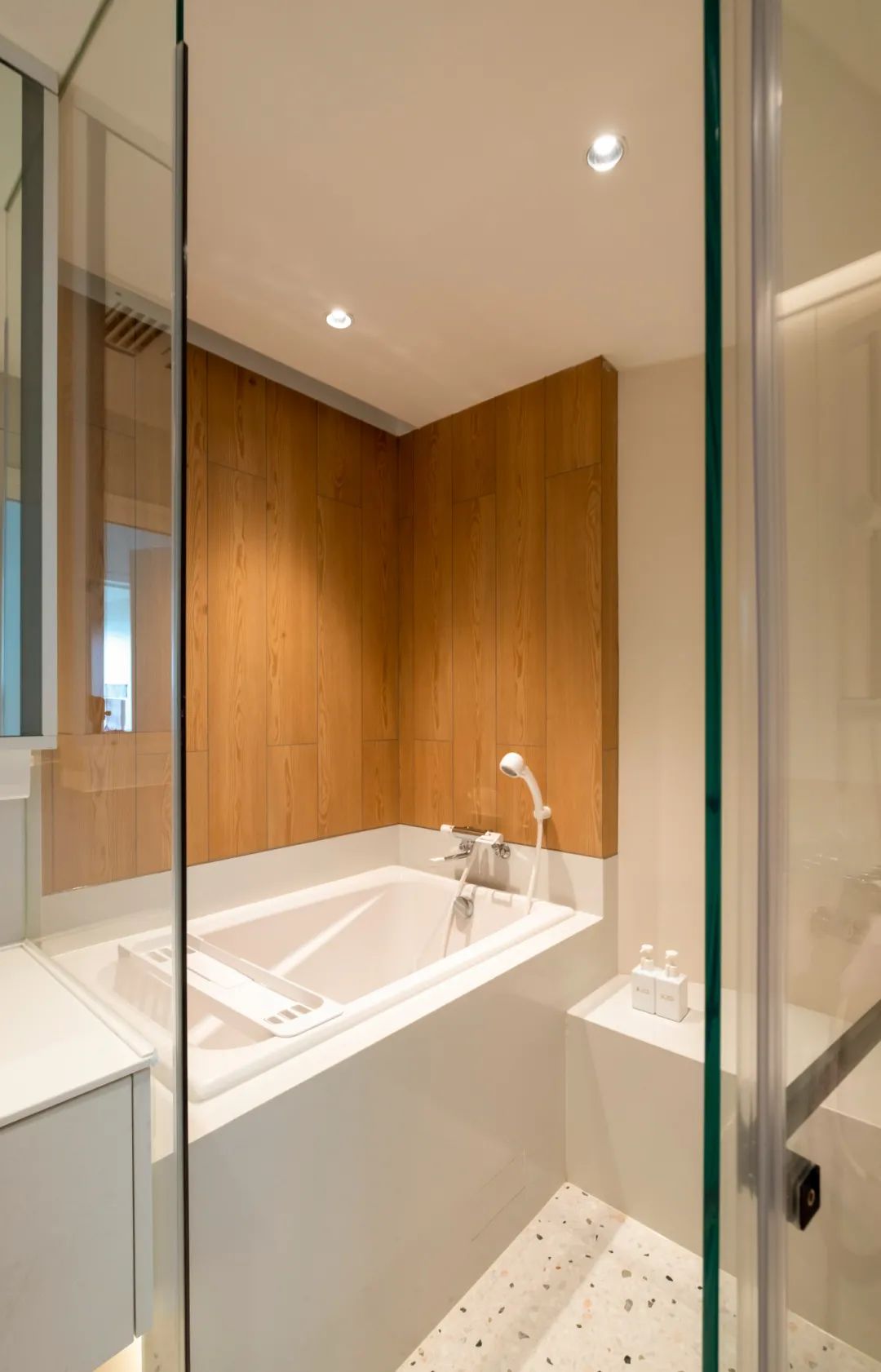 有爱之家 | 鱼骨拼地板++ 弧形外墙，100㎡住一狗二猫三人-64