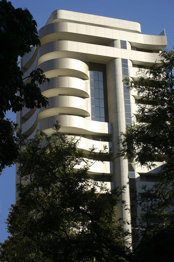 巴西 Monte Carlo Residence | 奢华建筑与自然元素的完美融合-6