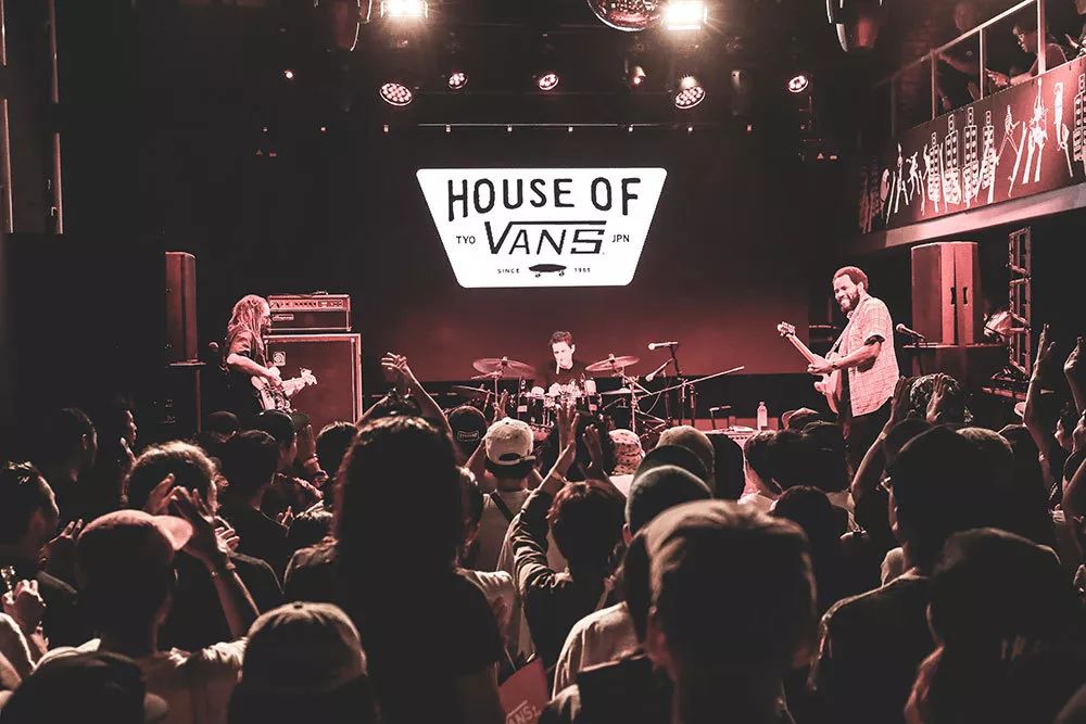 Vans 上海 K11 展 | “魔都祥龙”滑板道惊艳亮相-49