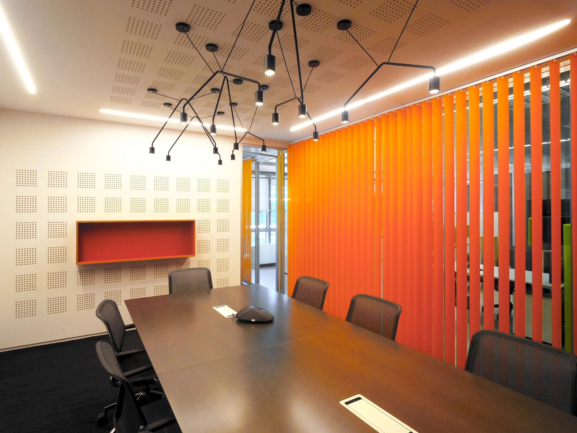 意式智慧办公 · 罗马总部大楼的活力空间设计-26