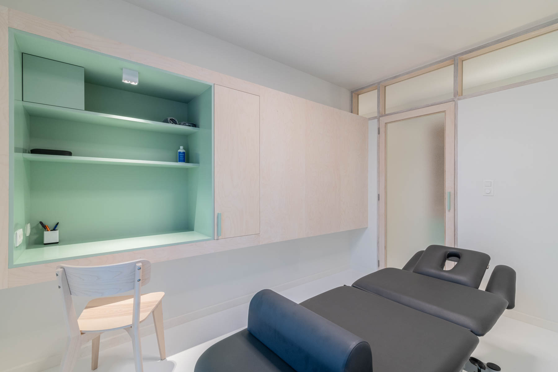 kine praktijk(VRY 运动康复诊所室内改造)丨atelier JACK architecten bv-15