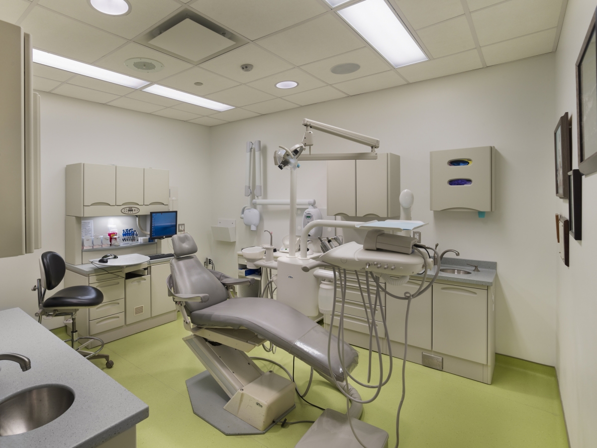 Chestnut Hill Dental 诊所-14