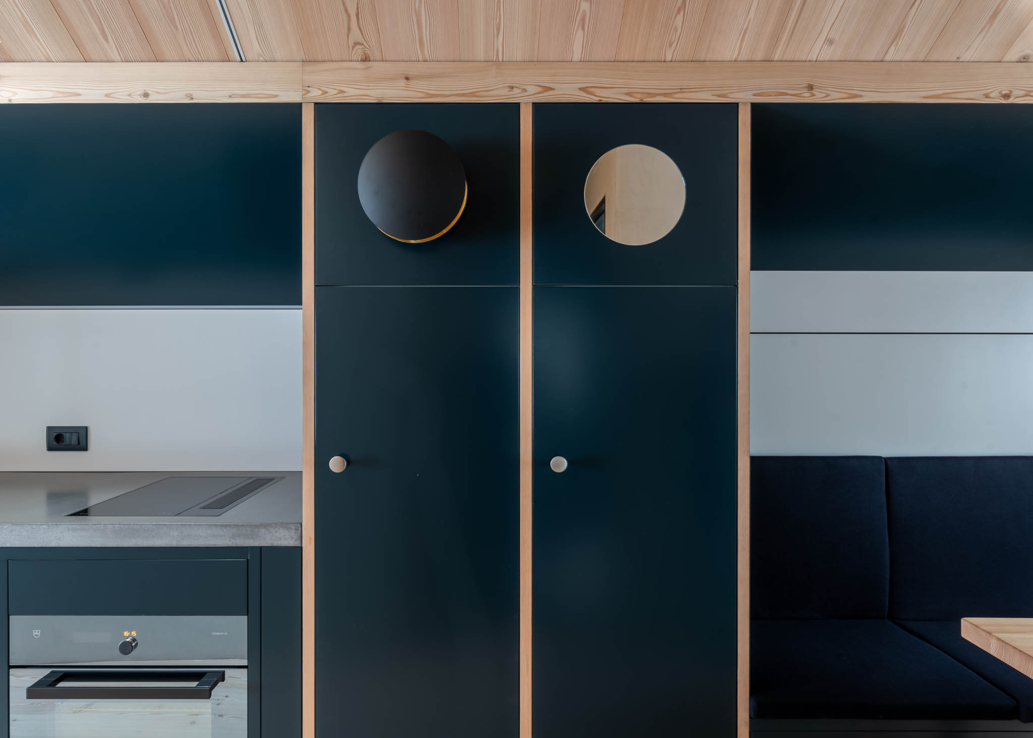 融合传统与当代的阿尔卑斯山间别墅 · Lari· Lodge丨意大利-33