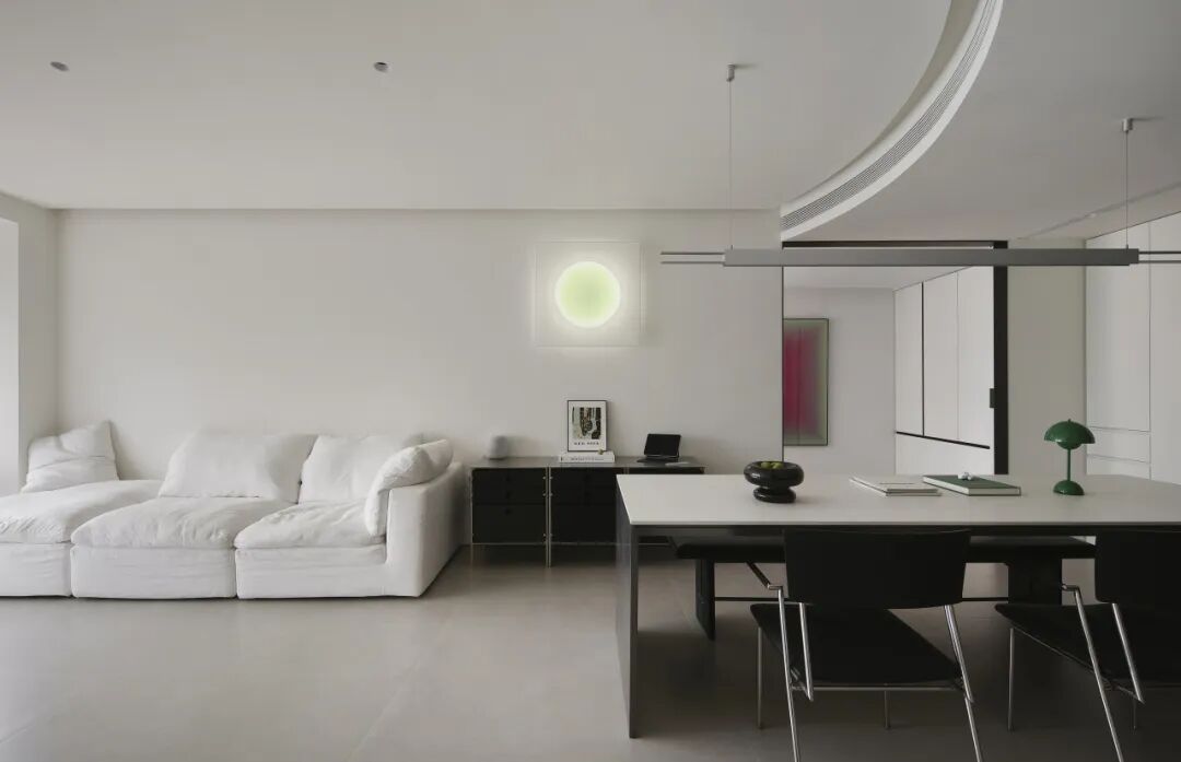 新作 · 躺在浴缸里,俯瞰整个南京路丨中国南京丨FF设计-9