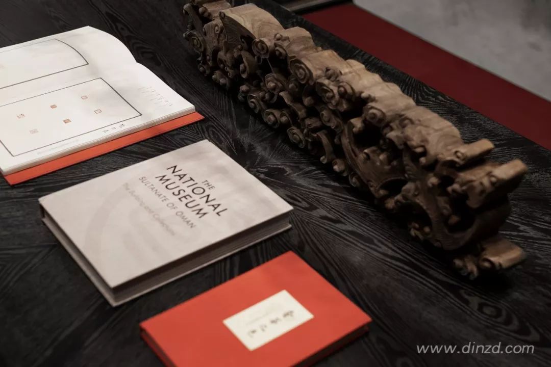 天津津门大院售楼处 | 古韵墨色与现代材质的完美融合-23