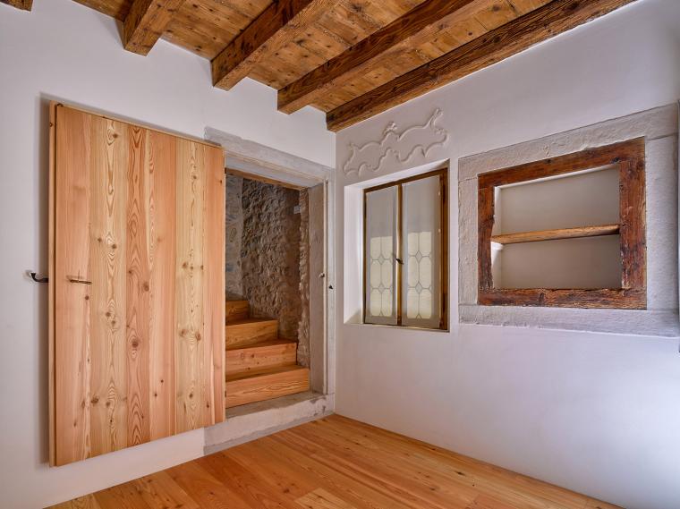 威尼斯特雷维索山居别墅改造-23