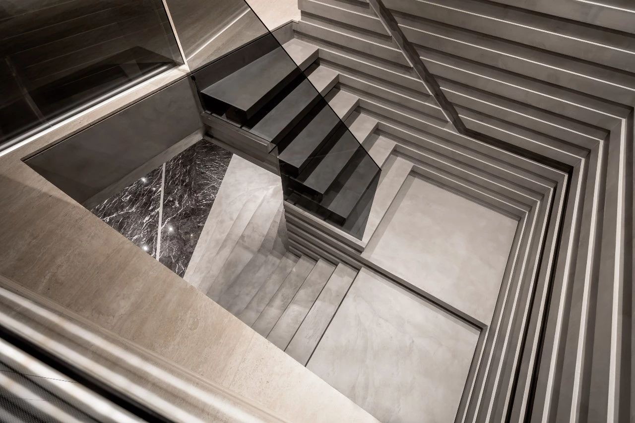 唐忠汉新作 · 幸福介质-22