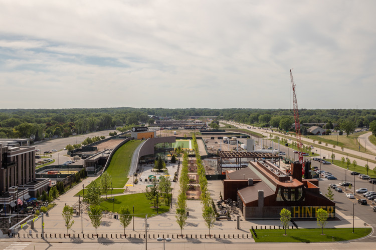 绿湾包装工雪橇山新区 · 公共领域活力设计-14