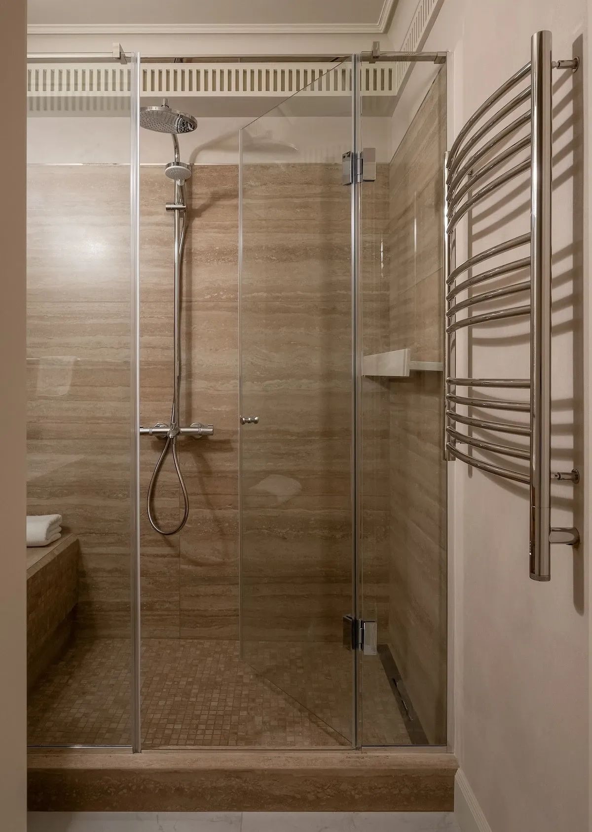 为妈妈打造的 53㎡小宅丨Yulia Zhurovich 和 Leila Mahir-41