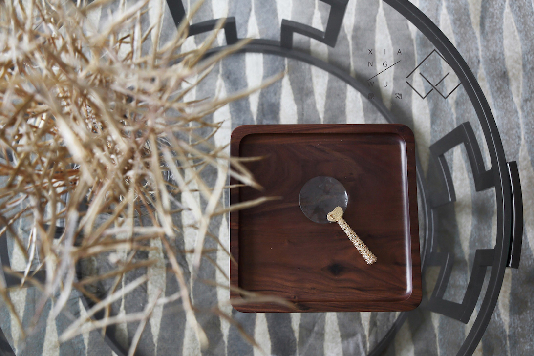 南京华侨大厦混搭风公寓设计，中国红点亮大空间-13