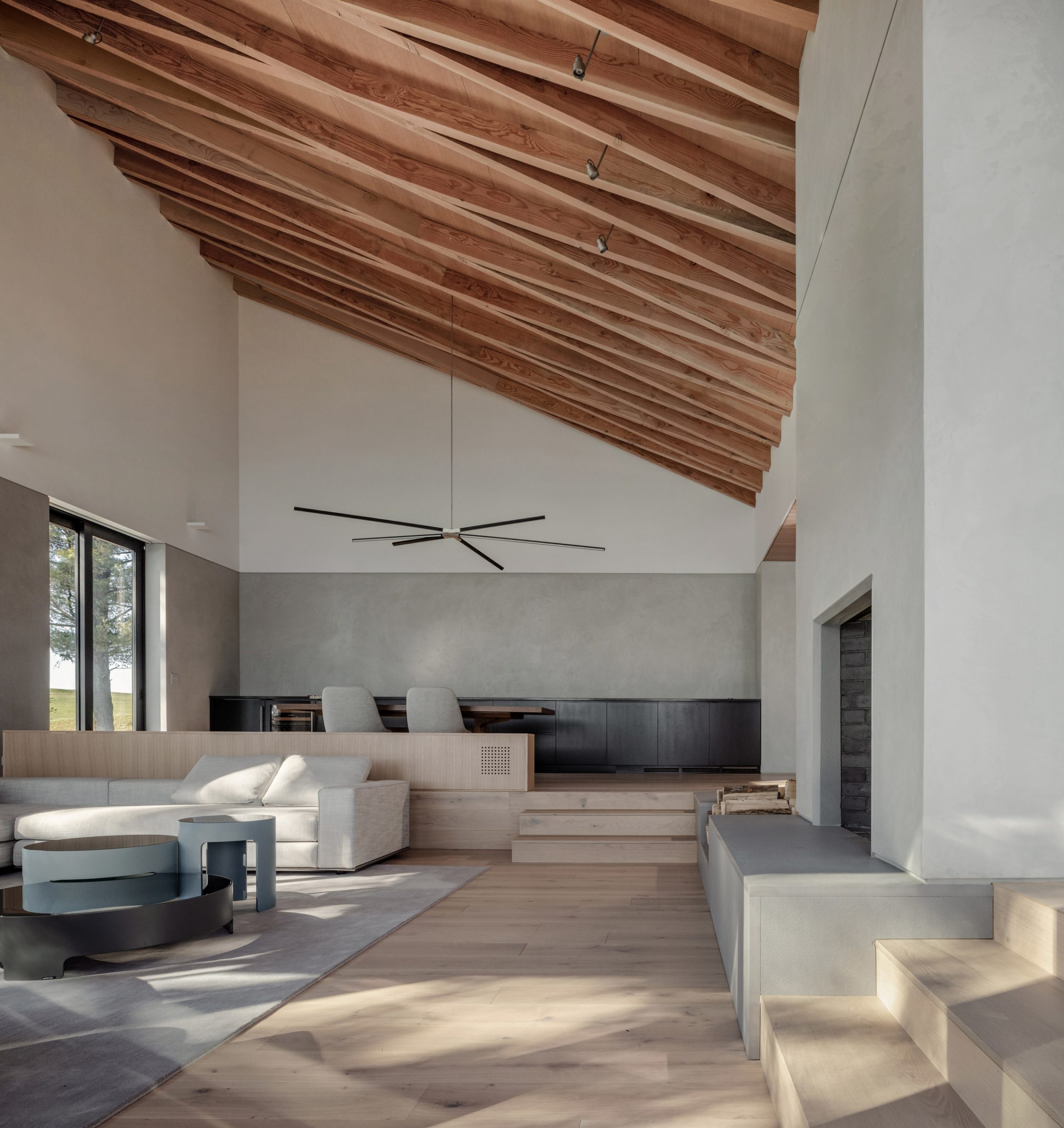 纽约州 Copake Lake House | 雕塑般的翼形屋顶与自然共生-23