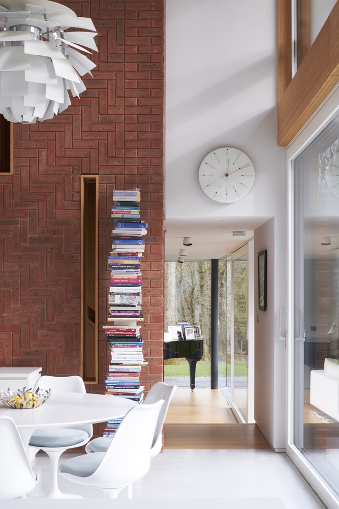 红砖绿意相映成趣,节能环保的英国乡村别墅-49