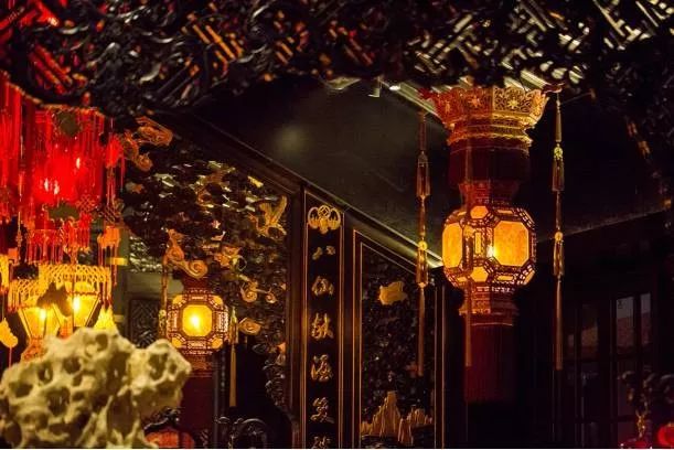 新国潮餐饮设计风靡上海,传统元素演绎现代美学-117