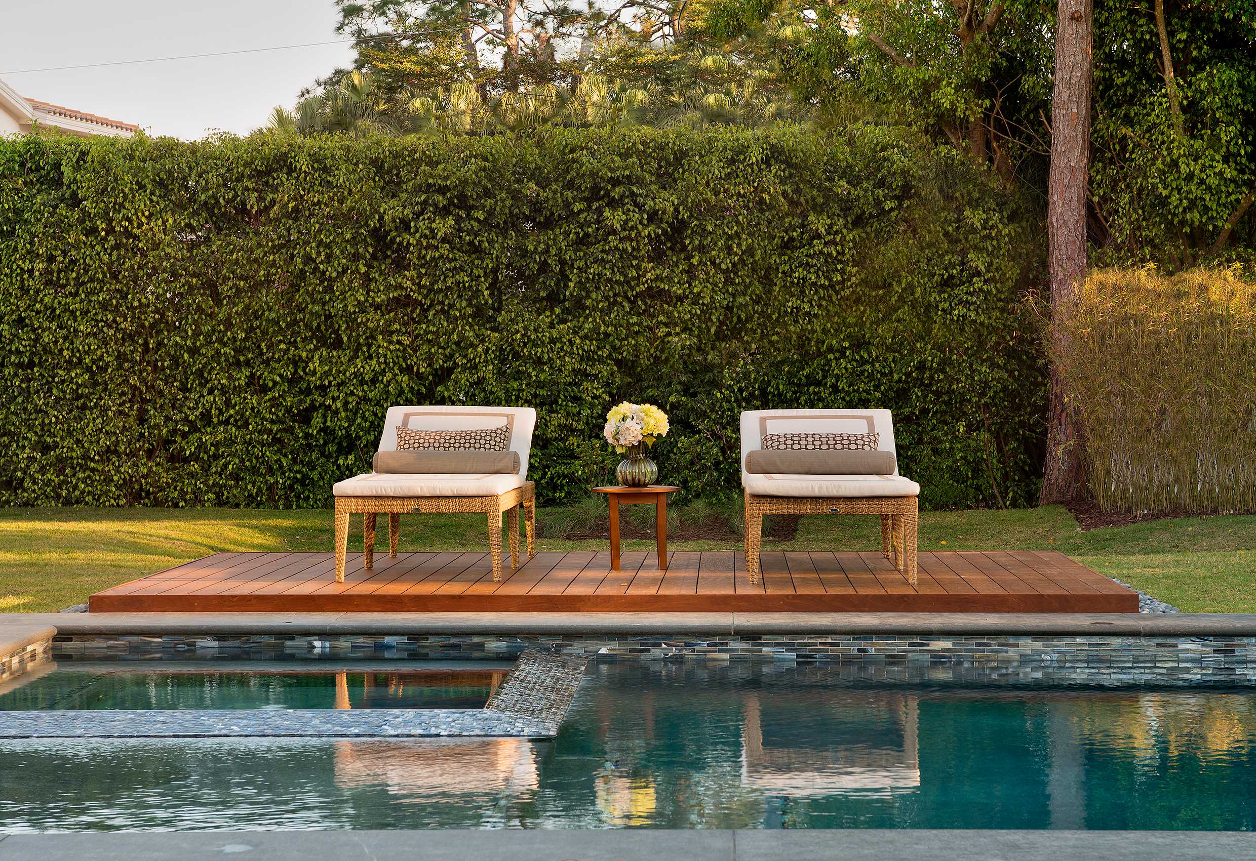 contemporary farmhouse 1-3