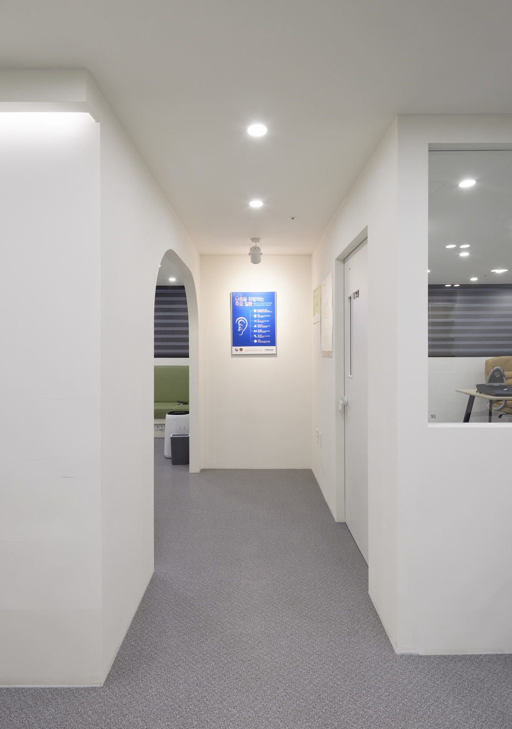 白色简约 30 平米书房设计-12