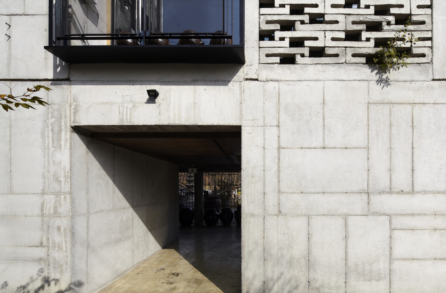 韩国 The Ground Wall 住宅丨FHHH friends +-41