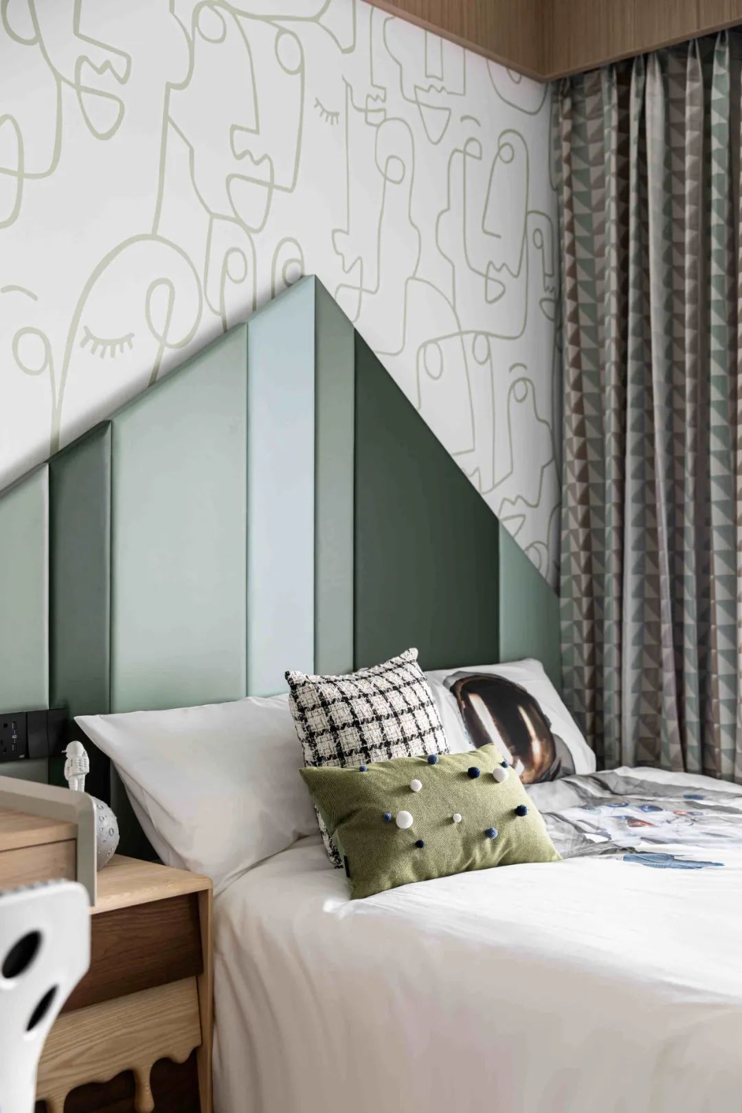 大理石+原木，80后业主的现代风四居室 | 花漾美作-97