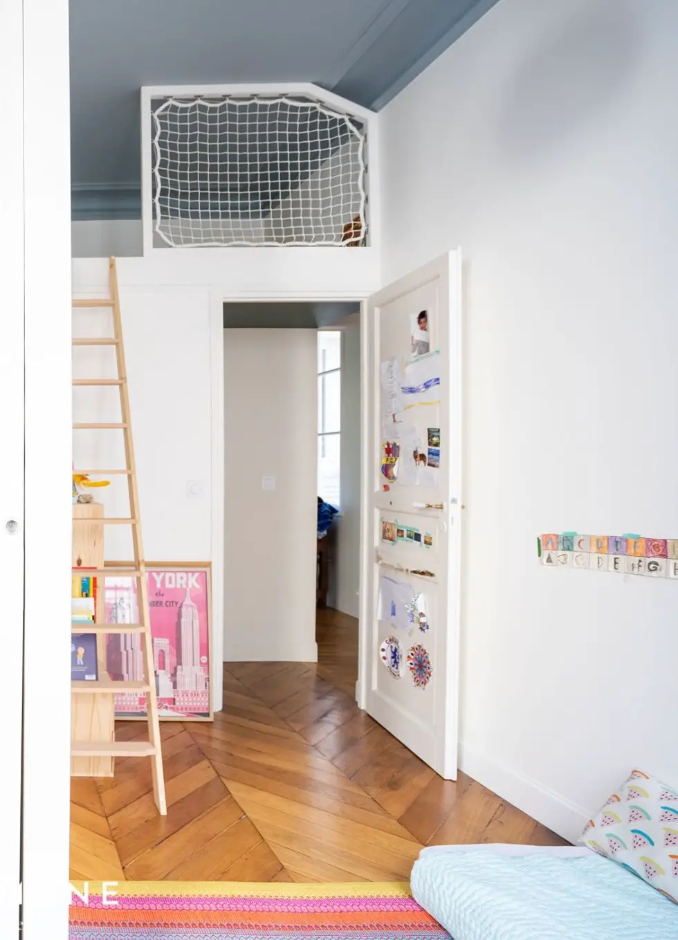 巴黎魅力 | 81m²家庭公寓的典型 Haussmann 风格设计-8