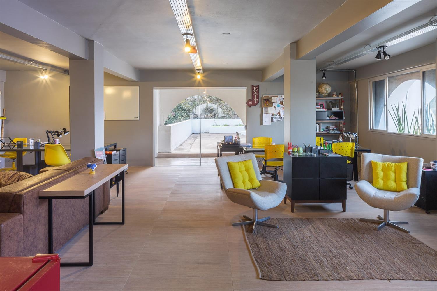 巴西 DF 办公室设计 | 打造自由灵活的美式复古风格-7