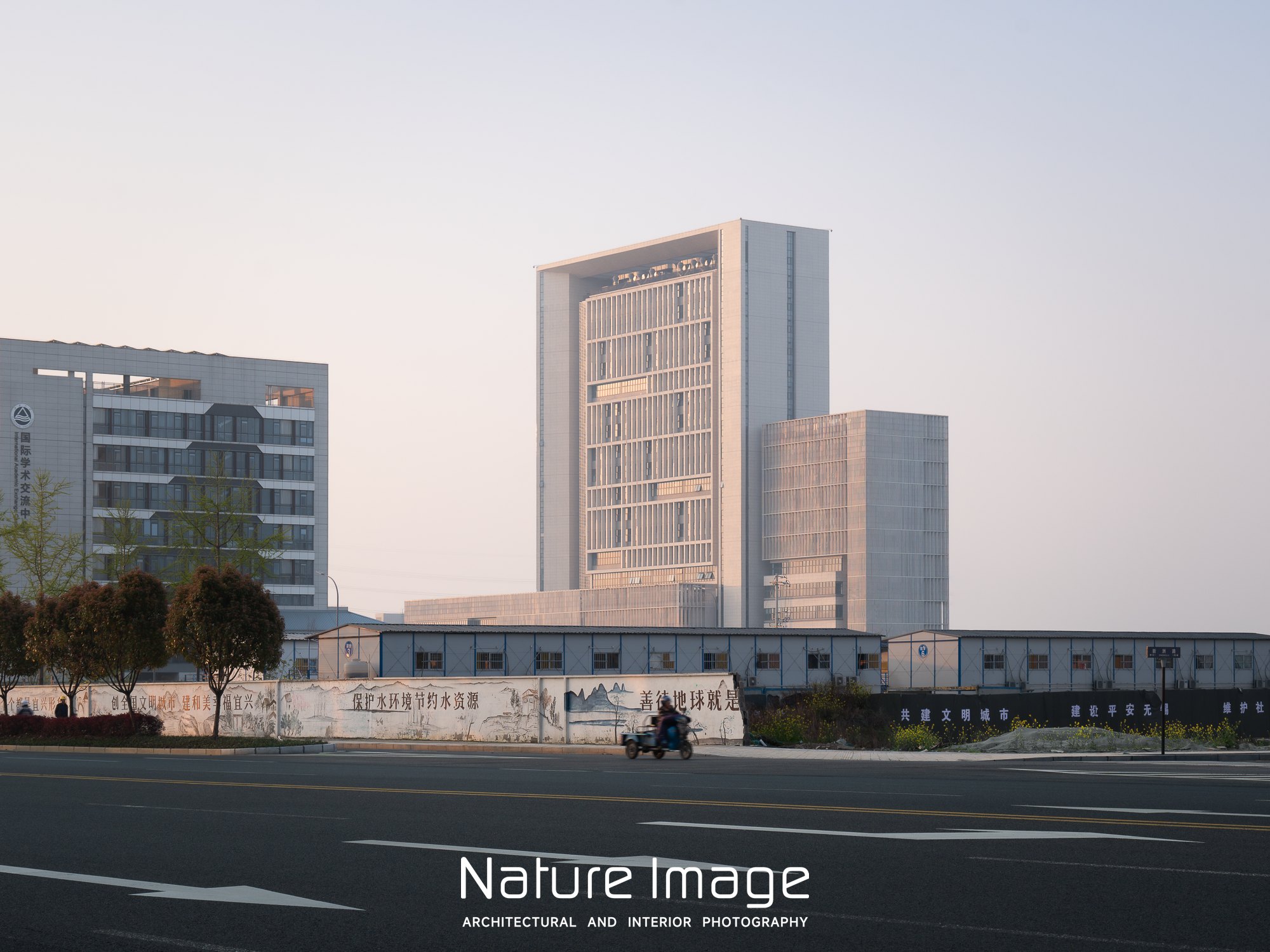 江南大学宜兴校区研究生院一号科研楼丨中国江苏丨华南理工大学建筑设计研究院-9