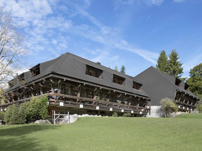 Matei Manaila Architekten丨Instandsetzung Schülerferienheim丨瑞士-2