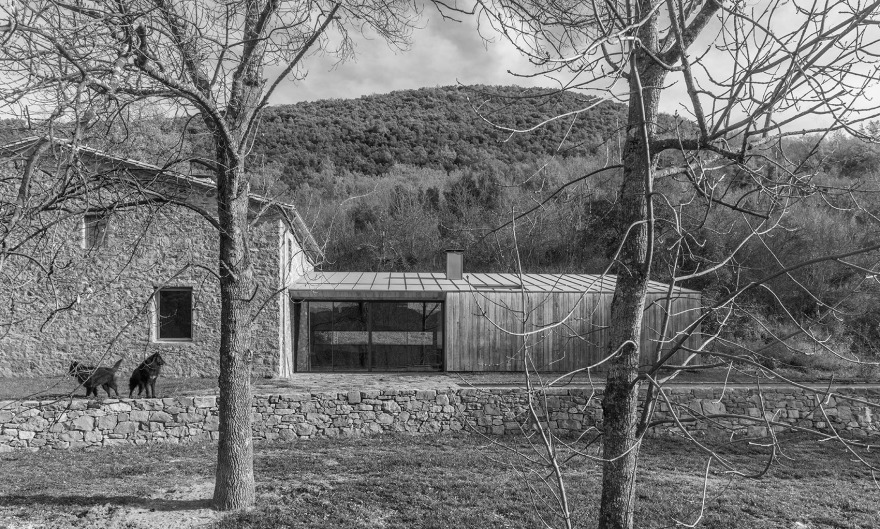 山林农场住宅,西班牙 / Montserrat Nogués-8