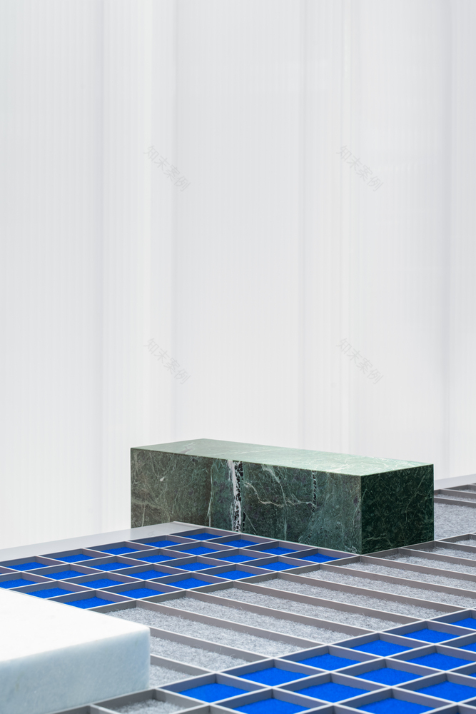 MOMIC Watch Assembly Store by Atelier TAO+C-26