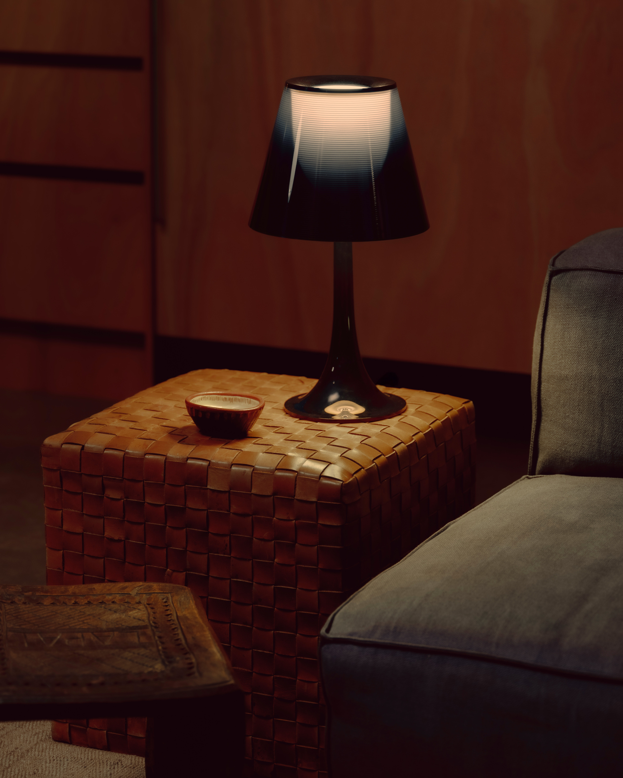 铁木树皮屋（注：Ironbark是一种澳大利亚的硬木，叫铁木树，这里推测可能是用铁木树皮建造的房屋） 丨澳大利亚丨Not All Architecture-36